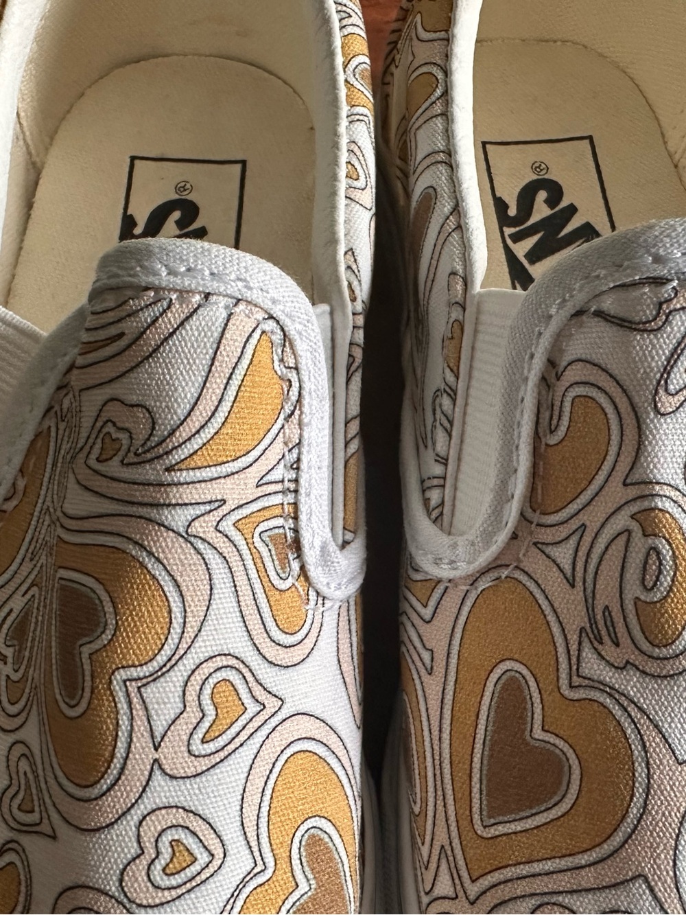 Vans Heart Slip-On Sneakers women’s 6.5 - Picture 9 of 10